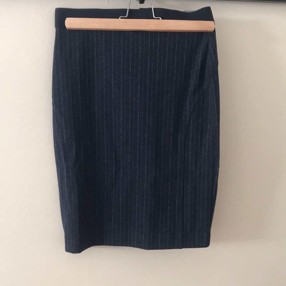 Blue strip pencil skirt